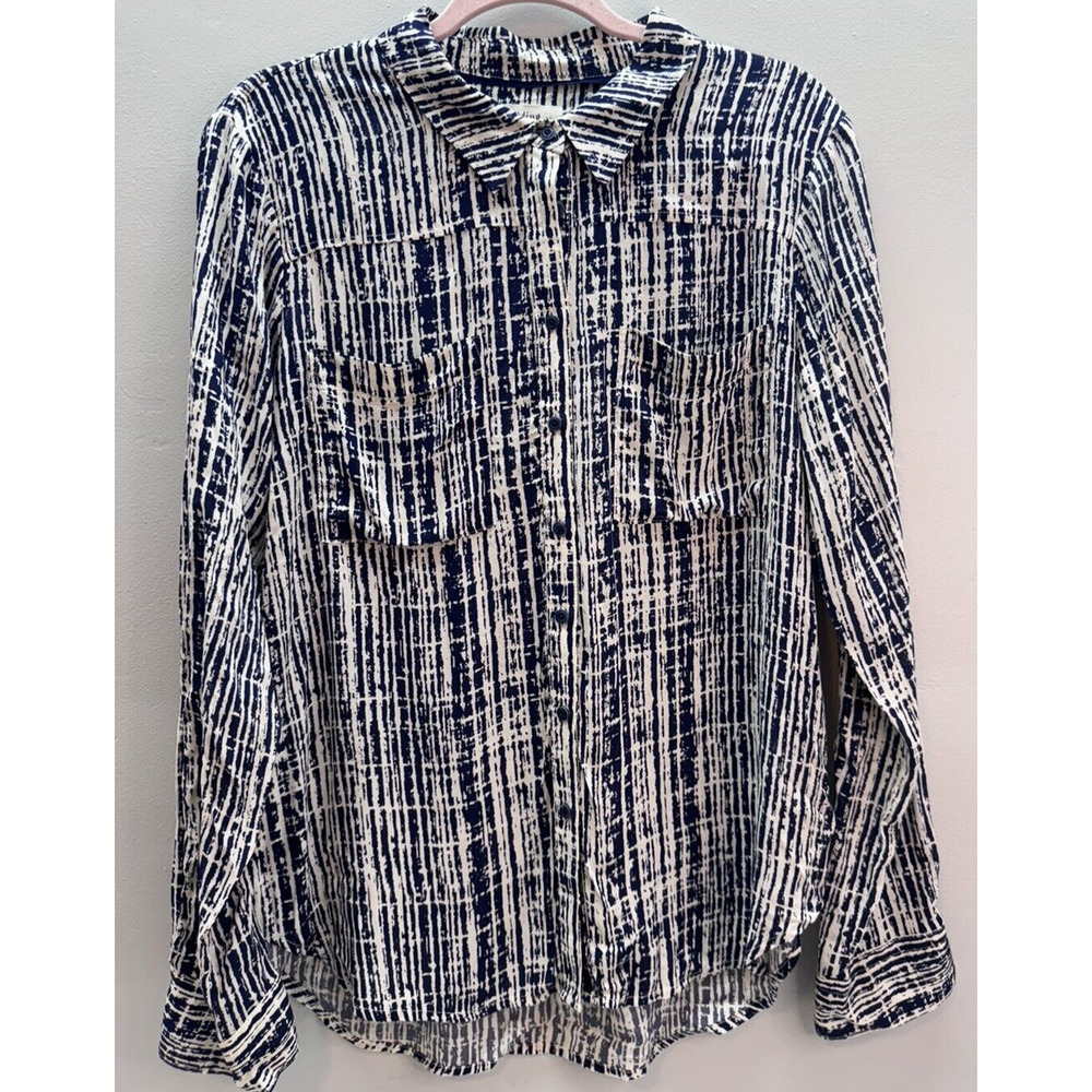 Holding Horses Women’s Sz 10 Navy/White Pockets Button Long Sleeve Blouse